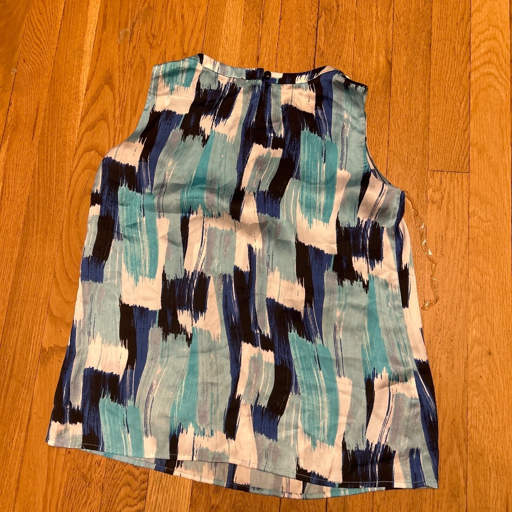 Shirt - Picture 3 of 3
